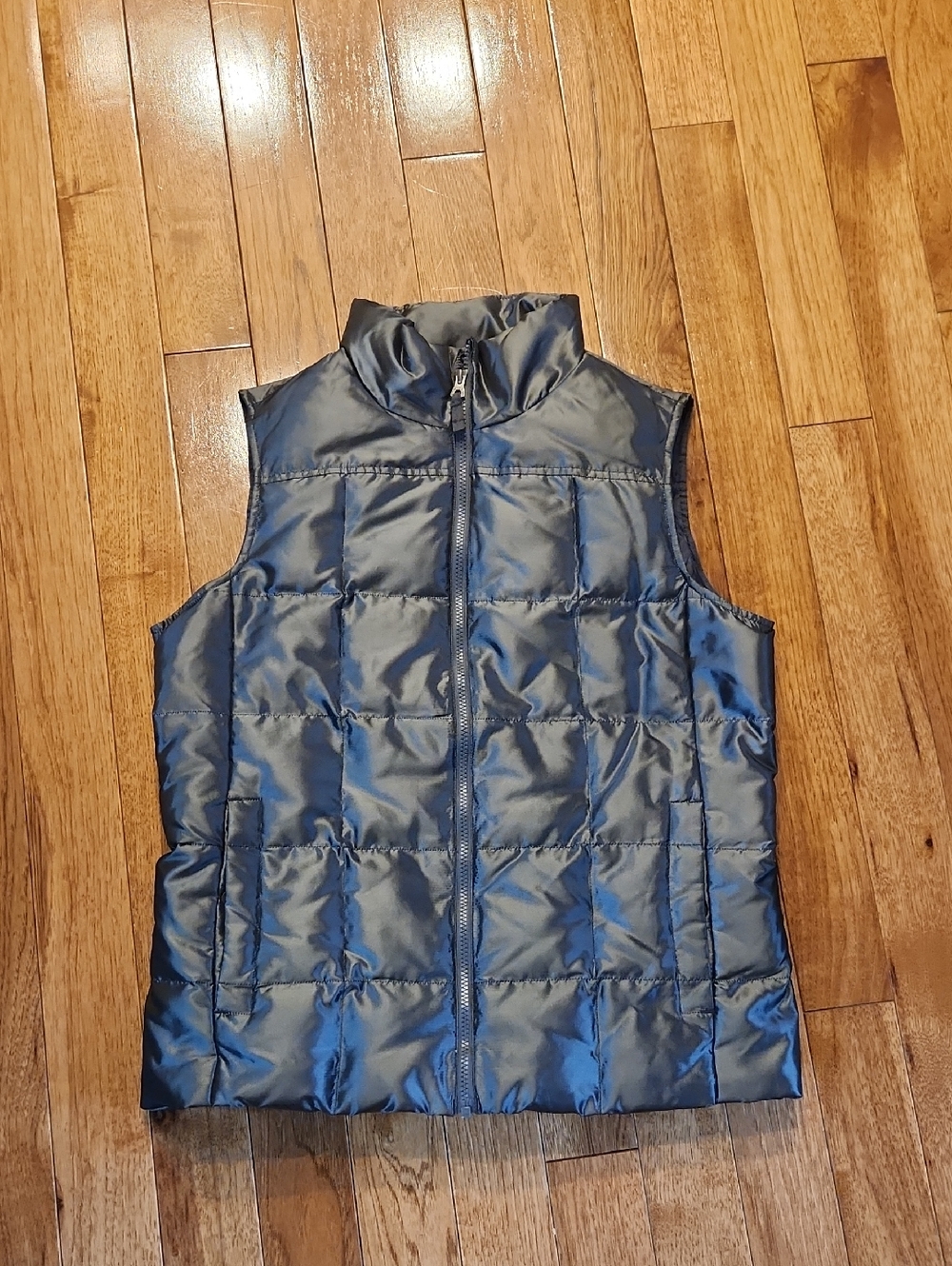 Lands' End Shiny Black Quilted Puffer Vest Size 10
